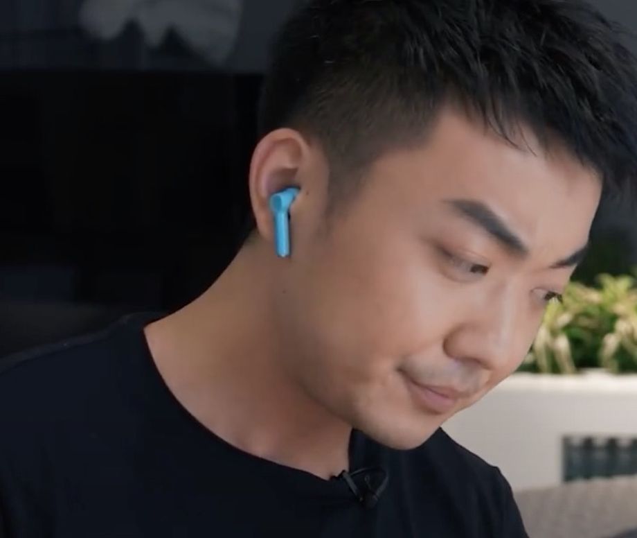 最新泄露的一加耳機(jī)售價低于100美元-鋒巢網(wǎng)