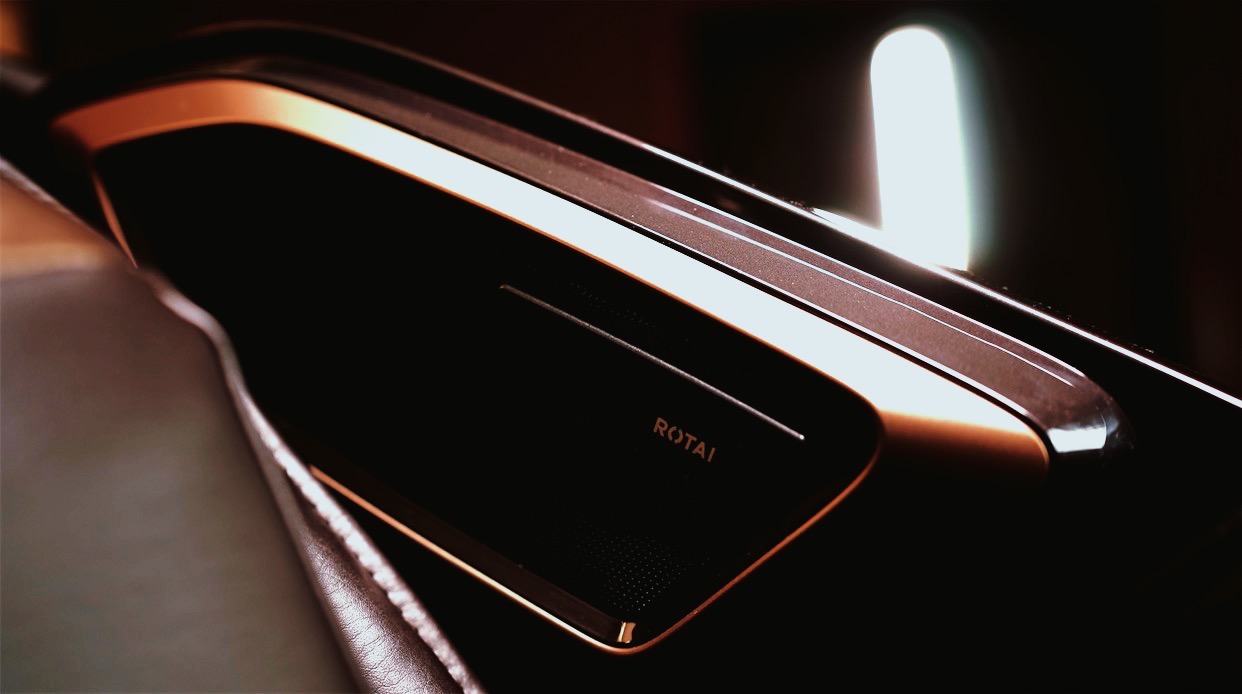 榮泰YN8800按摩椅體驗(yàn)：減少焦慮，學(xué)會(huì)生活的柔軟-鋒巢網(wǎng)