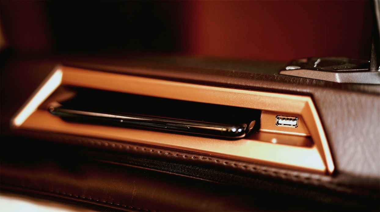 榮泰YN8800按摩椅體驗(yàn)：減少焦慮，學(xué)會(huì)生活的柔軟-鋒巢網(wǎng)