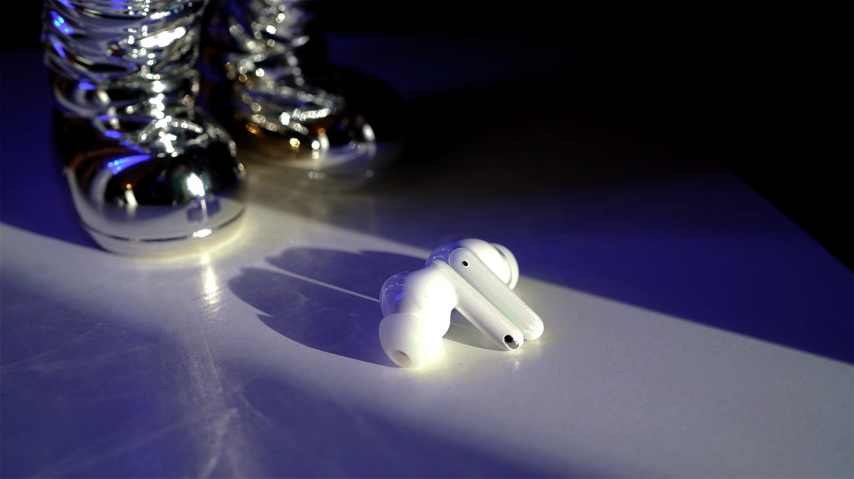 OPPO Enco X真無線耳機輕體驗：國貨之光，音質(zhì)完美-鋒巢網(wǎng)