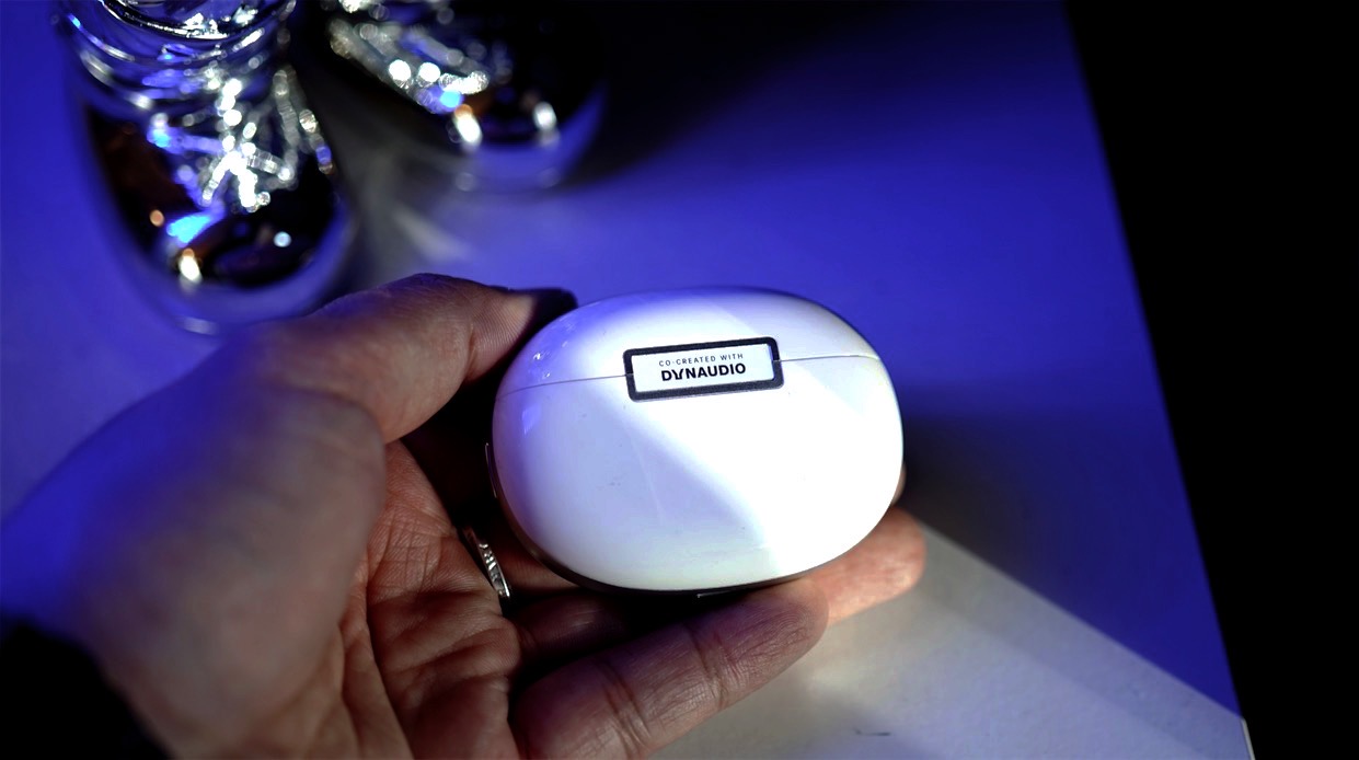 OPPO Enco X真無線耳機輕體驗：國貨之光，音質(zhì)完美-鋒巢網(wǎng)