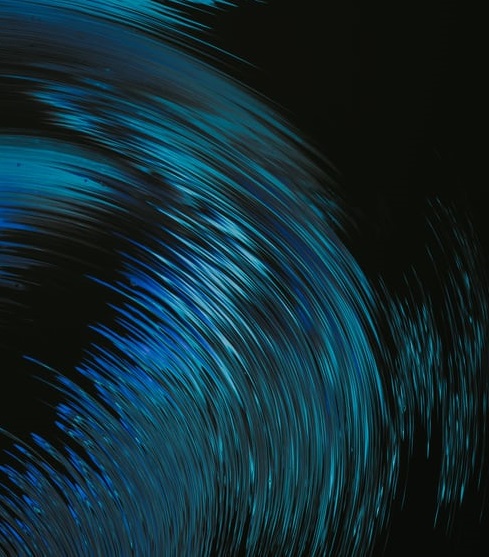 小鵬汽車(chē)的危險(xiǎn)游戲-鋒巢網(wǎng)