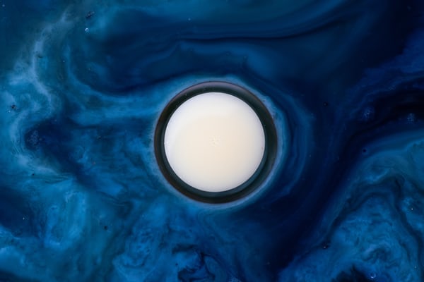 手游商業(yè)博弈：渠道為王，還是內(nèi)容為王-鋒巢網(wǎng)