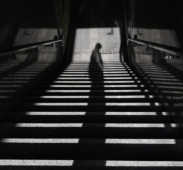 大廠里的“數(shù)據(jù)奴”-鋒巢網(wǎng)