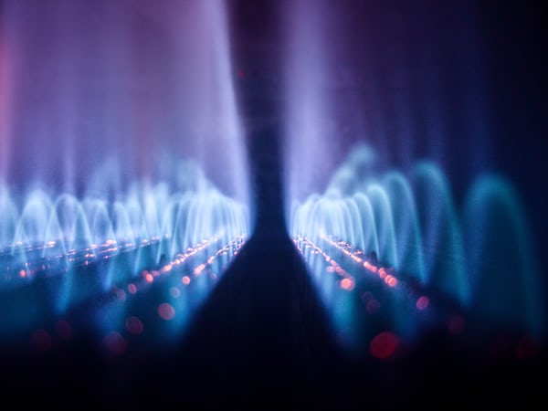 中國5G手機(jī)領(lǐng)跑全球-鋒巢網(wǎng)