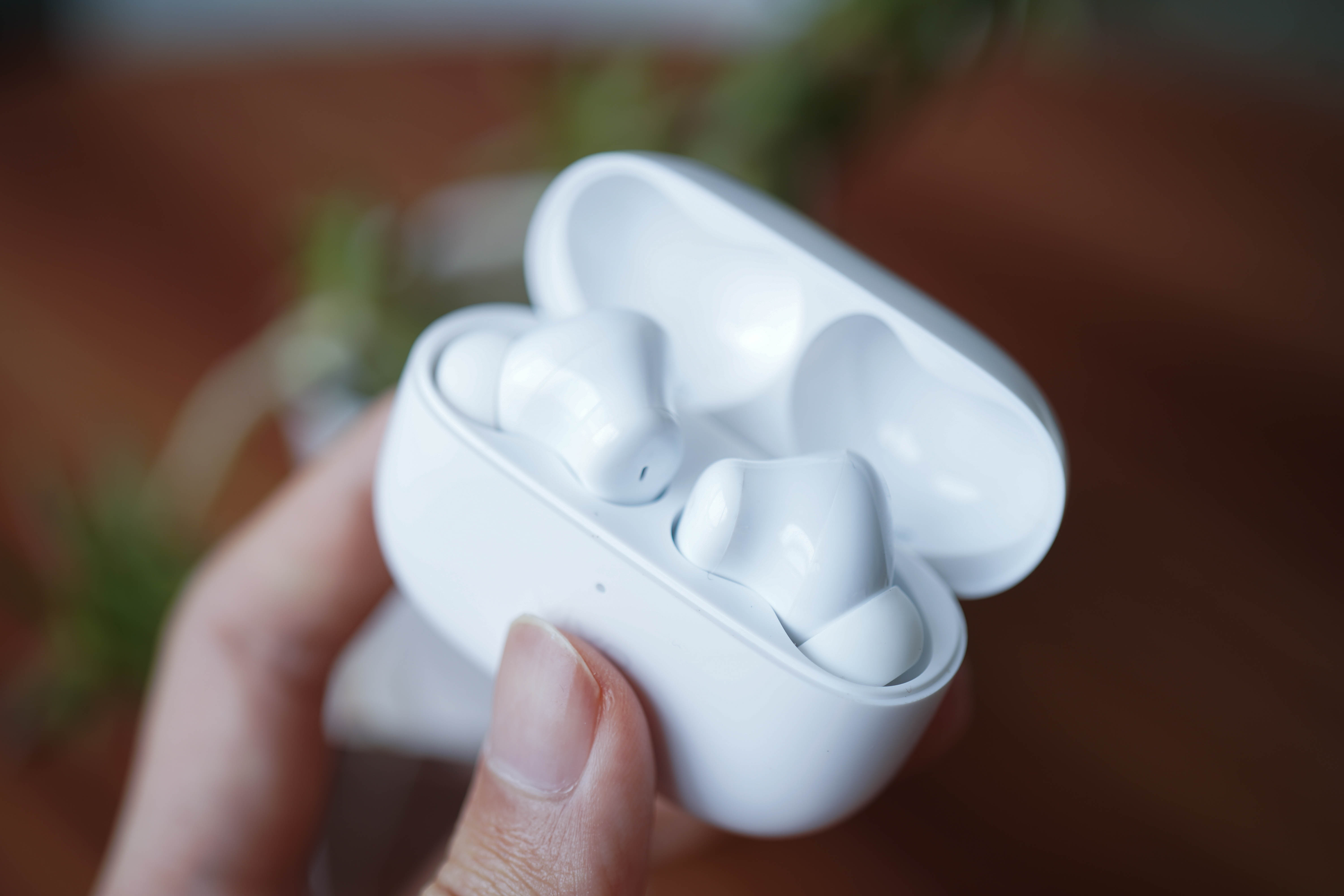 智能降噪無感佩戴：vivo TWS 2系列主動降噪真無線耳機(jī)圖賞-鋒巢網(wǎng)