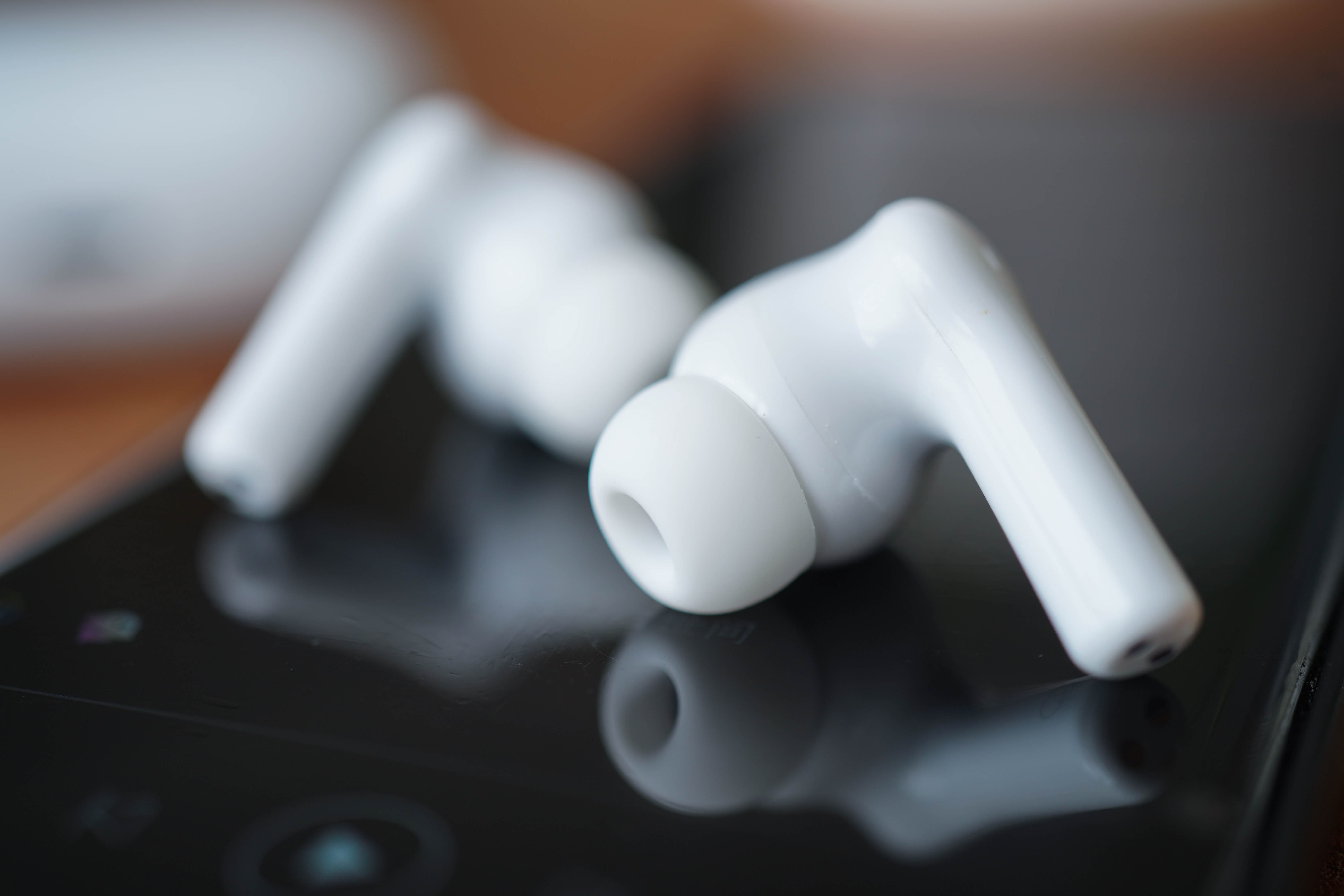 智能降噪無感佩戴：vivo TWS 2系列主動降噪真無線耳機(jī)圖賞-鋒巢網(wǎng)