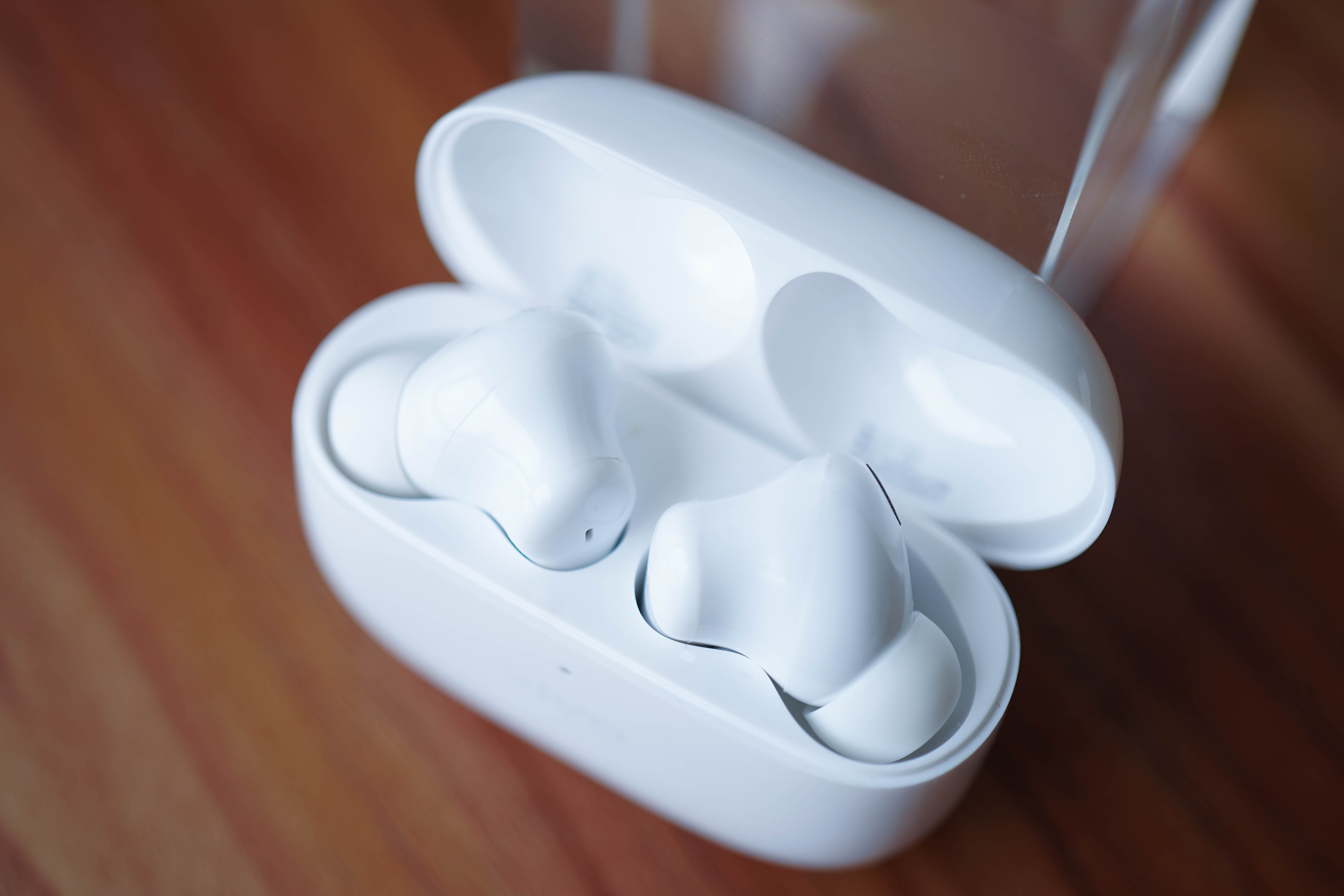 智能降噪無感佩戴：vivo TWS 2系列主動降噪真無線耳機(jī)圖賞-鋒巢網(wǎng)