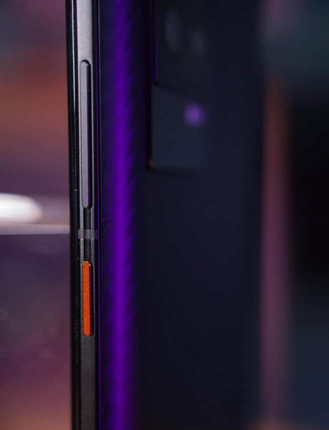 iQOO 8實測上手體驗：王者歸來，從不高調(diào)-鋒巢網(wǎng)