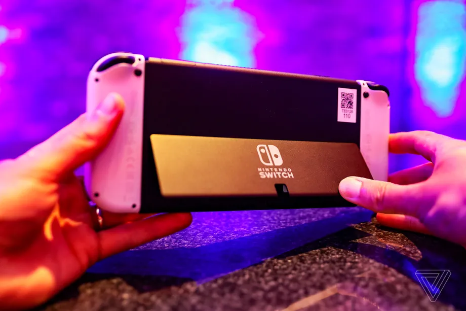 由于全球芯片短缺，任天堂下調(diào)了Switch的銷售預(yù)期-鋒巢網(wǎng)